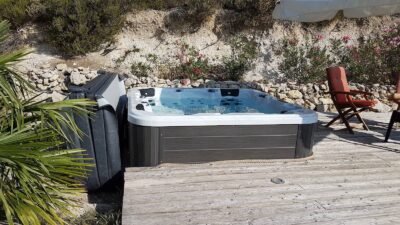 Spa Jacuzzi Maroc 5 places, 65 jets : modèle O565 – Image 2